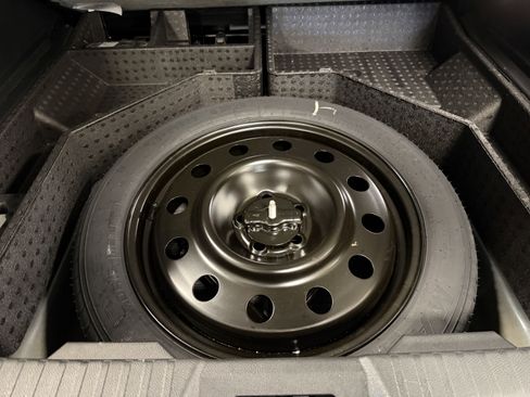 Used 2024 Ford Edge SEL w/ Convenience Package image 26