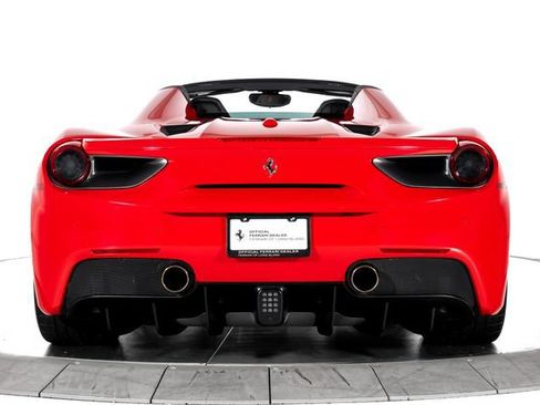 Certified 2017 Ferrari 488 Spider RWD image 8