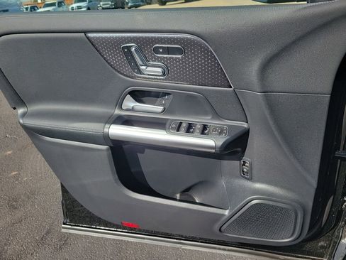 New 2025 Mercedes-Benz GLA 250 4MATIC image 19