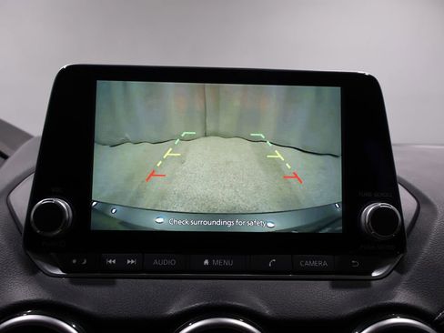 Used 2024 Nissan Sentra SV image 26