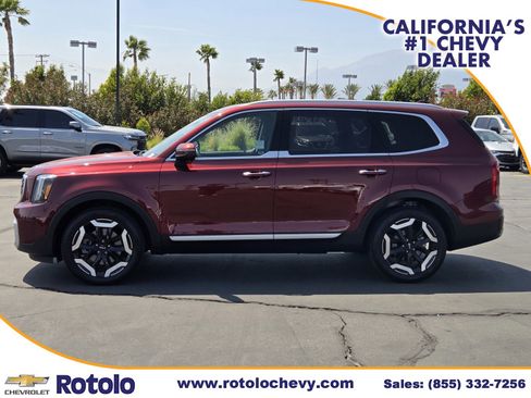 Used 2024 Kia Telluride S AWD/4WD image 4