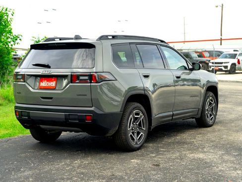 New 2026 Jeep Cherokee Laredo AWD/4WD image 6