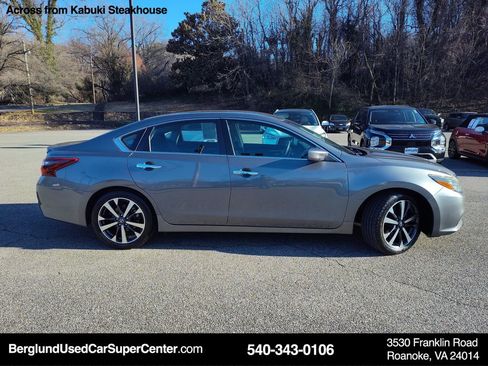 Used 2018 Nissan Altima 2.5 SR image 3