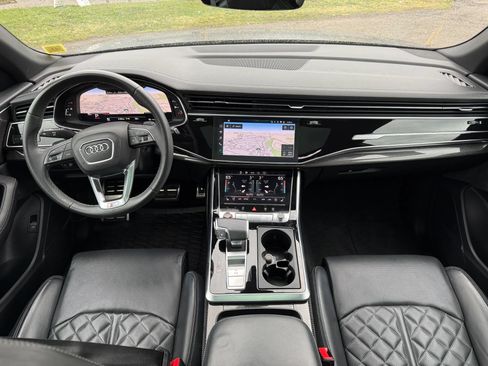Used 2023 Audi SQ8 Premium Plus w/ Executive Package AWD/4WD image 2