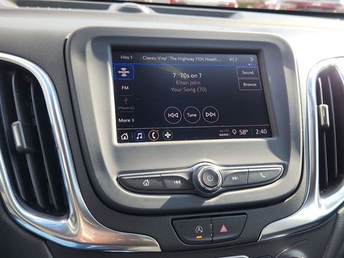 Used 2022 Chevrolet Equinox LT image 19