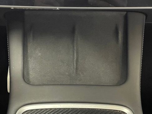 Used 2022 Tesla Model Y Performance image 42