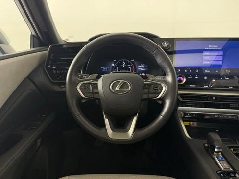Used 2025 Lexus TX 350 AWD image 36