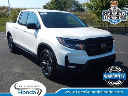 Used 2024 Honda Ridgeline Sport image 1