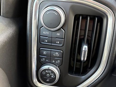 Used 2019 GMC Sierra 1500 Denali w/ Denali Ultimate Package image 18