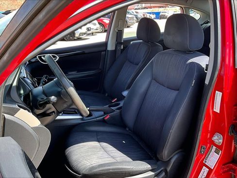 Used 2017 Nissan Sentra SV image 8