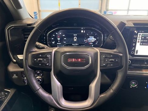 Used 2023 GMC Sierra 1500 SLE AWD/4WD image 13