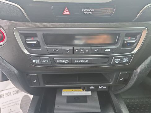 Used 2023 Honda Passport TrailSport image 26