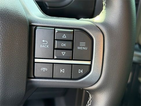 Used 2025 Ford F150 Lariat w/ Equipment Group 501A Mid image 25