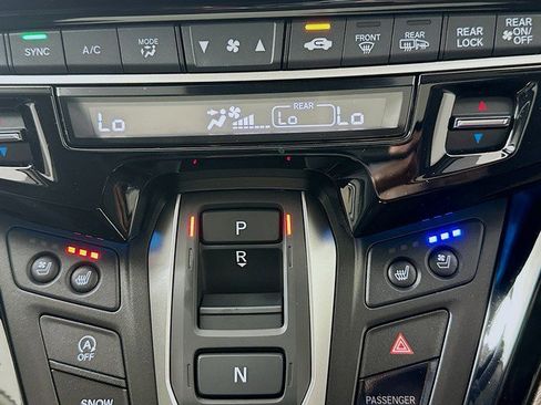 New 2026 Honda Odyssey Elite image 17