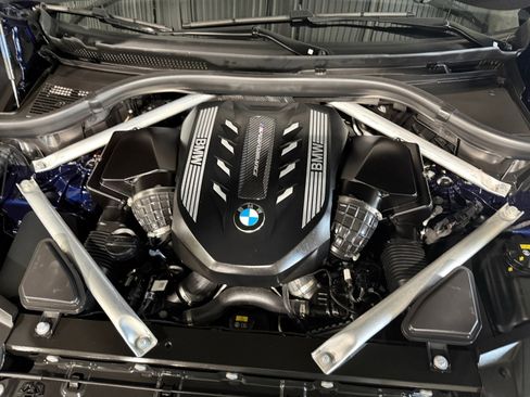 Used 2023 BMW X6 M50i w/ Executive Package image 58
