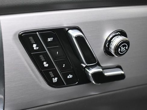 New 2027 Cadillac Vistiq Luxury w/ LPO, Floor Liner Package AWD/4WD image 14