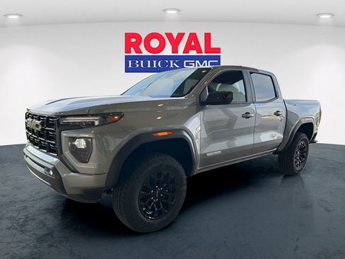 New 2026 GMC Canyon Elevation w/ Convenience Package AWD/4WD image 4