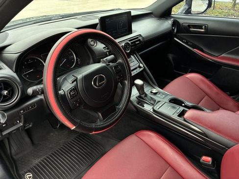 Used 2024 Lexus IS 350 F Sport RWD image 10