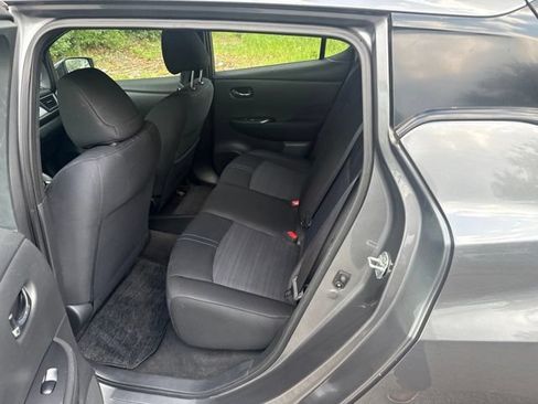Used 2018 Nissan Leaf S w/ S Charge Package FWD image 12