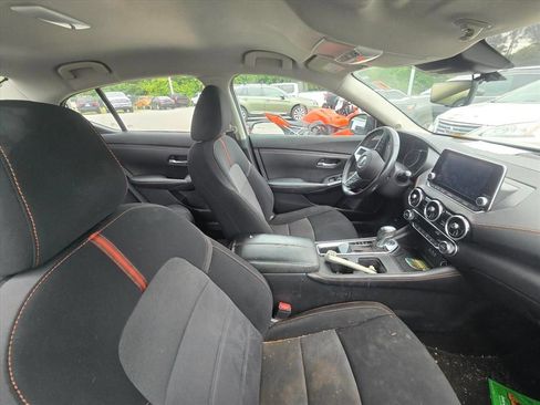 Used 2022 Nissan Sentra SR w/ Midnight Edition FWD image 7