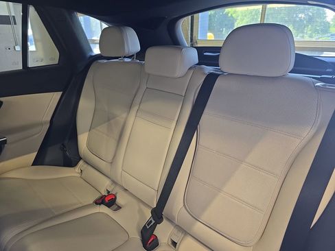 New 2026 Mercedes-Benz GLC 300 image 15