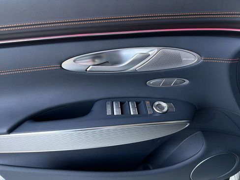 New 2026 Genesis GV70 2.5T Sport Prestige AWD/4WD image 11