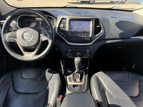 Used 2015 Jeep Cherokee Limited w/ Luxury Group image 27