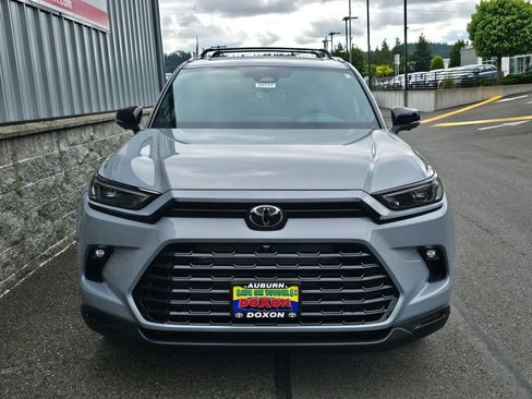 New 2025 Toyota Grand Highlander AWD Hybrid image 3