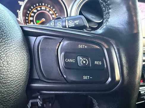 Used 2021 Jeep Wrangler Unlimited Sport image 34