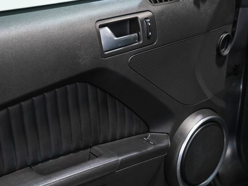 Used 2013 Ford Mustang Shelby GT500 image 24