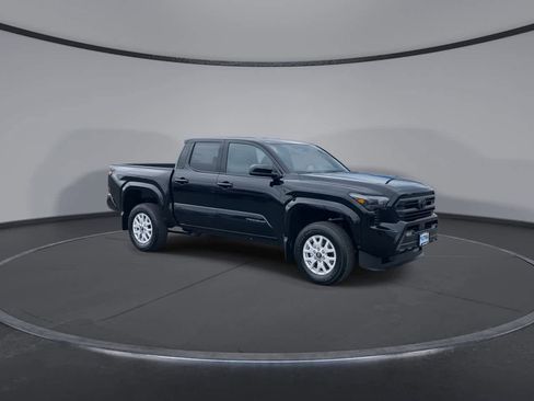 New 2026 Toyota Tacoma SR5 image 2