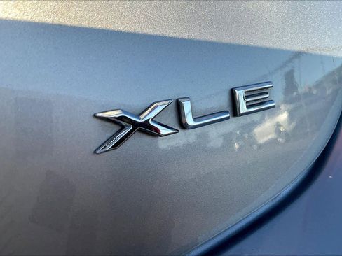 Used 2015 Toyota Avalon XLE Touring image 7