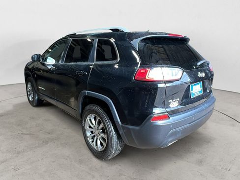 Used 2021 Jeep Cherokee Latitude Lux w/ Mopar Interior Package image 4