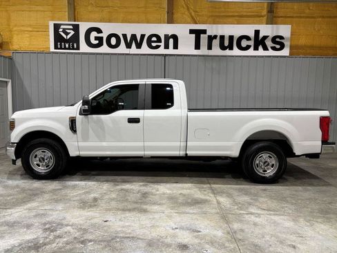 Used 2019 Ford F250 2WD SuperCab Super Duty image 2