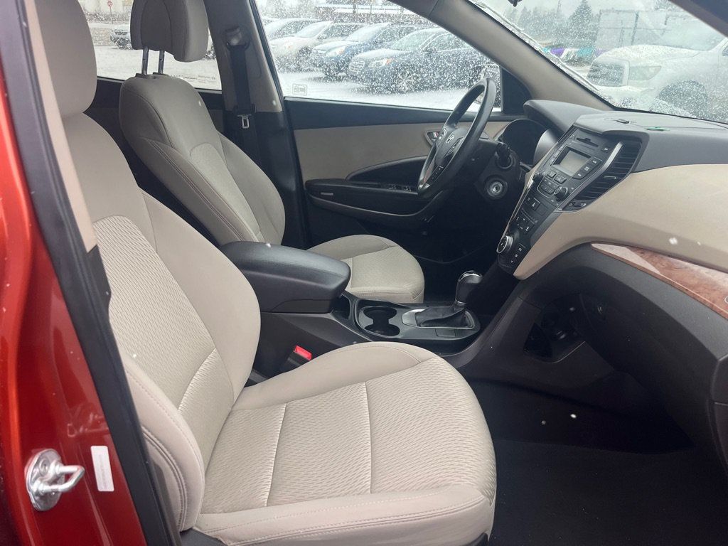 Used 2016 Hyundai Santa Fe Sport AWD/4WD image 16