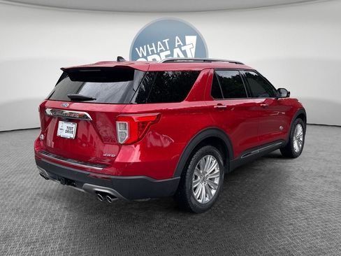 Used 2024 Ford Explorer King Ranch w/ Technology Package AWD/4WD image 3