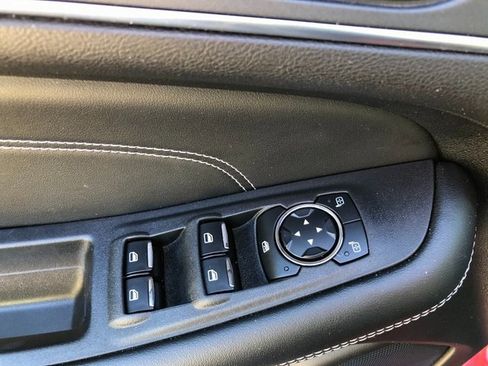 Used 2024 Ford Edge Titanium image 16