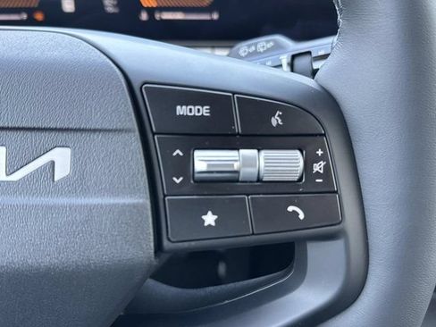 New 2026 Kia Sportage LX FWD image 26