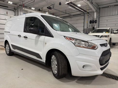 Used 2018 Ford Transit Connect XLT image 11