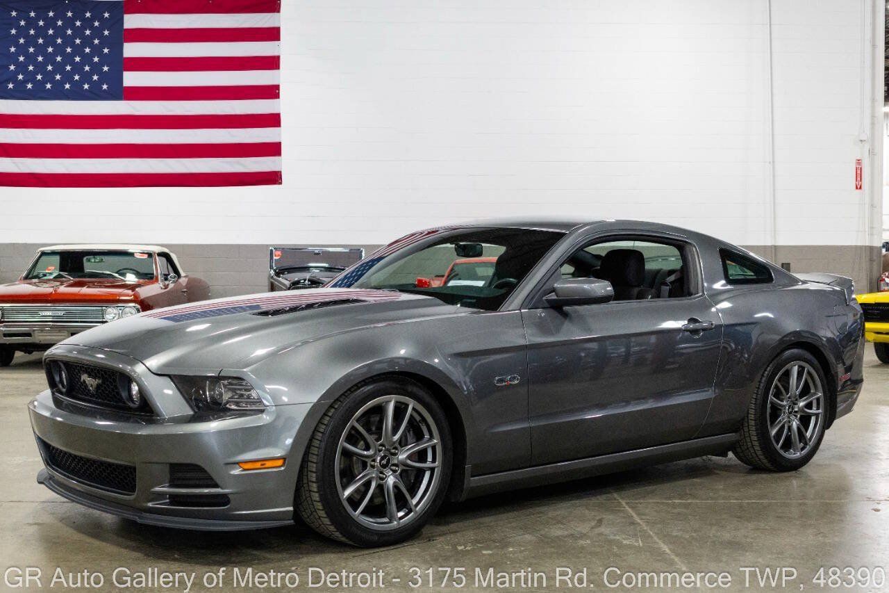 Used 2014 Ford Mustang GT Premium w/ GT Track Package RWD image 1