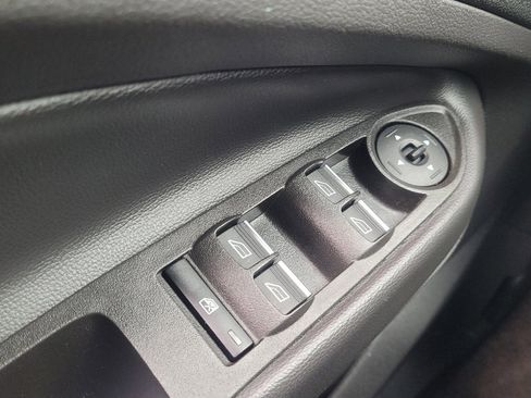 Used 2017 Ford C-MAX SE image 27