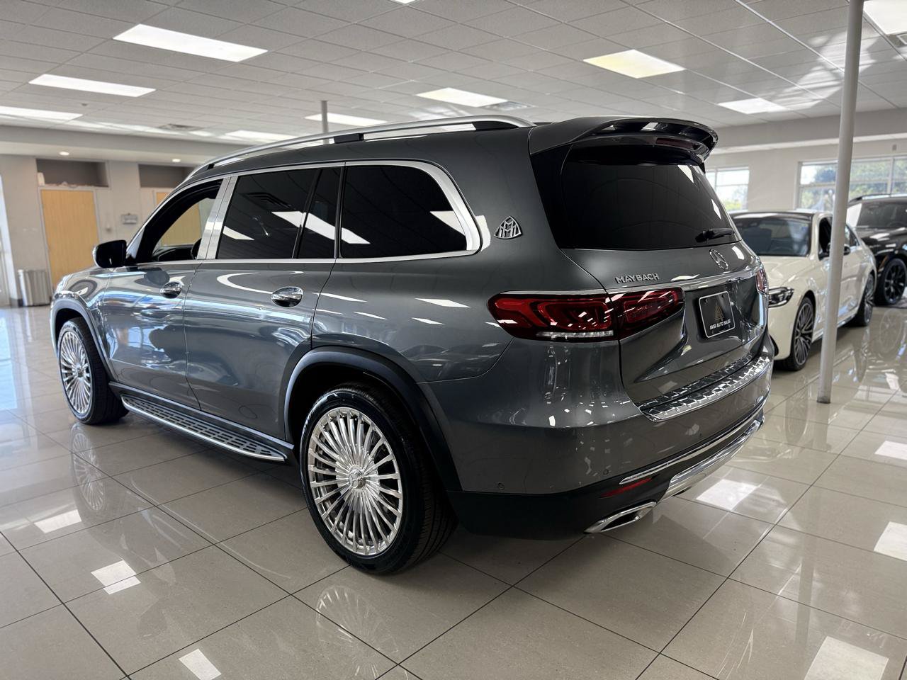 Used 2020 Mercedes-Benz GLS 450 4MATIC image 7