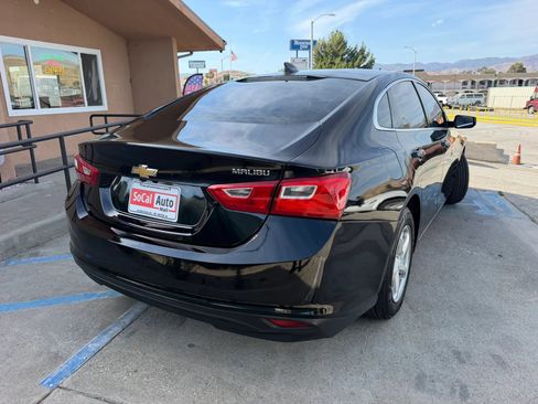 Used 2018 Chevrolet Malibu LS FWD image 3