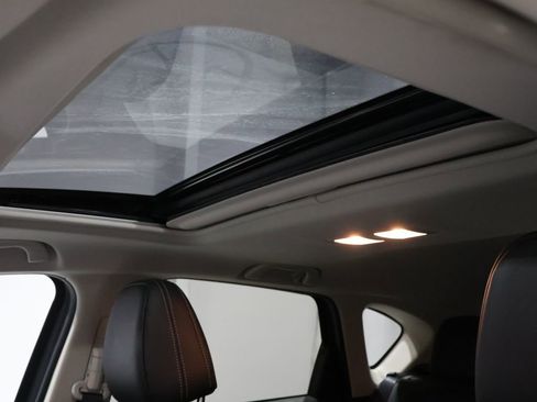 Used 2025 MAZDA CX-5 AWD 2.5 S w/ Preferred Package image 10