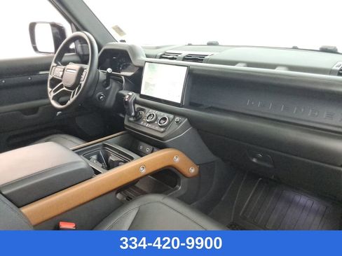 Used 2023 Land Rover Defender 90 X image 22