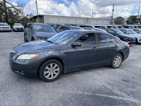 Used 2007 Toyota Camry XLE image 7