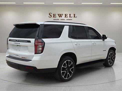 Used 2024 Chevrolet Tahoe RST w/ Luxury Package RWD image 4