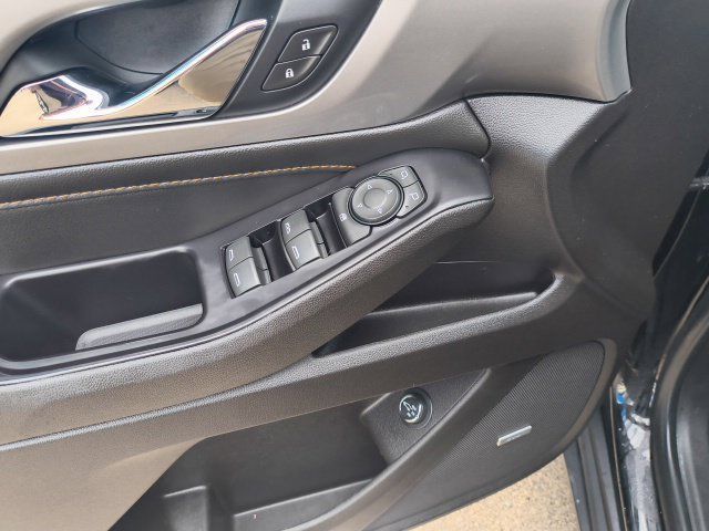 Used 2019 Chevrolet Traverse LT w/ LT Premium Package AWD/4WD image 17
