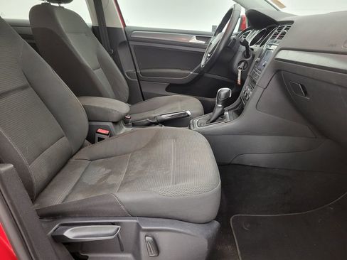 Used 2018 Volkswagen Golf S FWD image 29