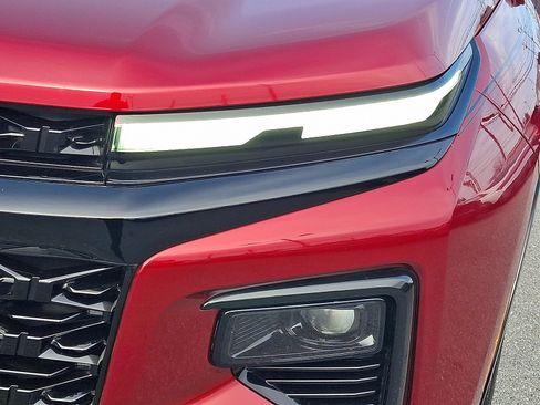 Used 2024 Chevrolet Traverse RS image 9